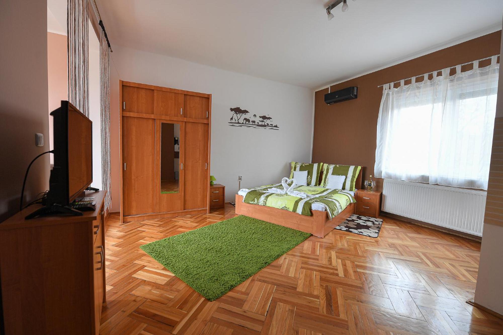 Kokusz Apartmanok 埃格尔 客房 照片