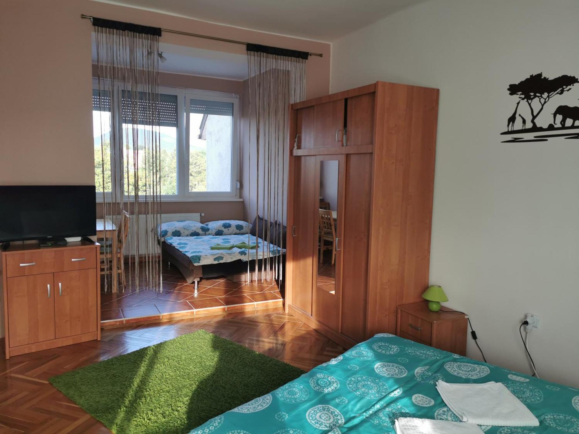 Kokusz Apartmanok 埃格尔 客房 照片